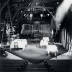 Ancienne photo de l'intérieur de la grange du grand Aulnay